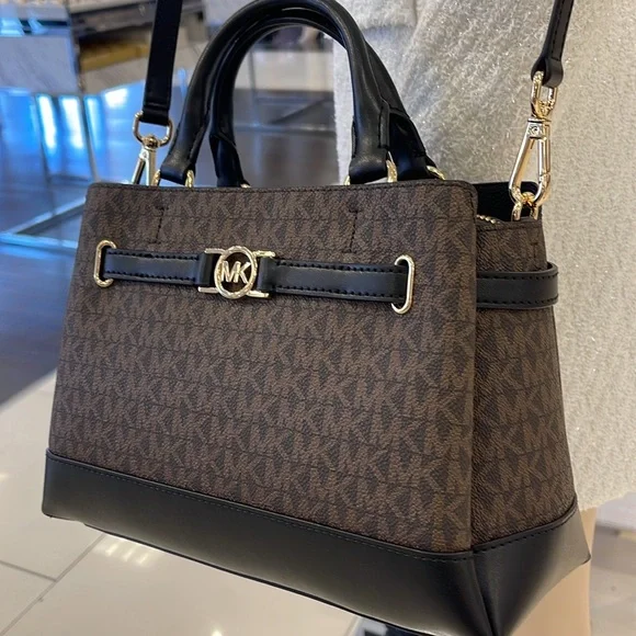 Michael Kors Reed Small Belted Logo Satchel Crossbody Center Zip Bag Purse
NWT - Picture 10 of 16